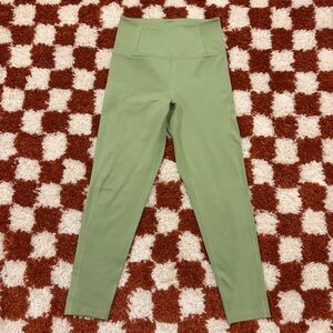 Girlfriend Collective 7/8 High-Rise Legging | size S